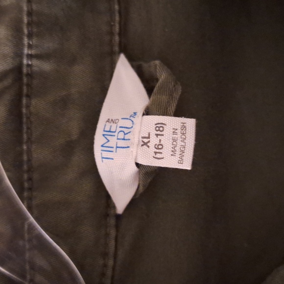 Cute Jacket - Picture 2 of 2